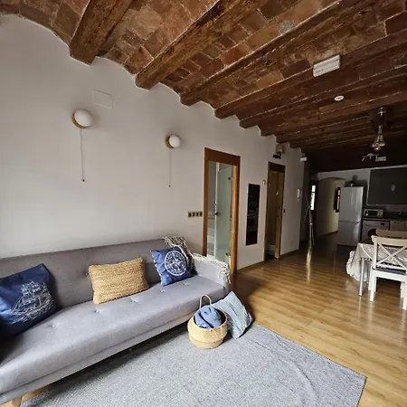Flat With 2 And Private Terrace Min 32 Days شقة برشلونة